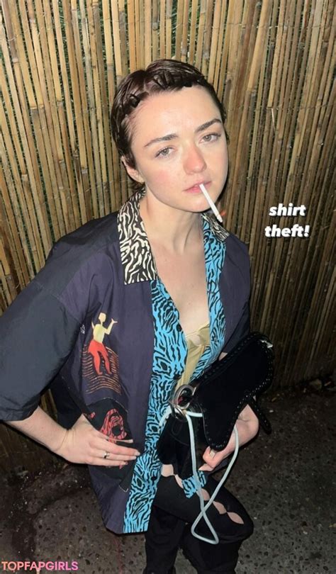 Maisie Williams Nude Leaks, Topless & Exposed Videos!